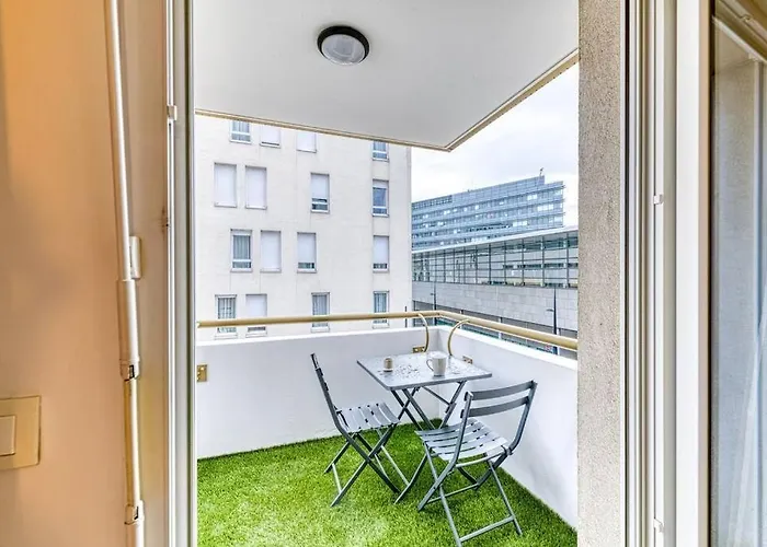 Quartier Gare, 2 Personnes, Wifi Fibre, Balcon *