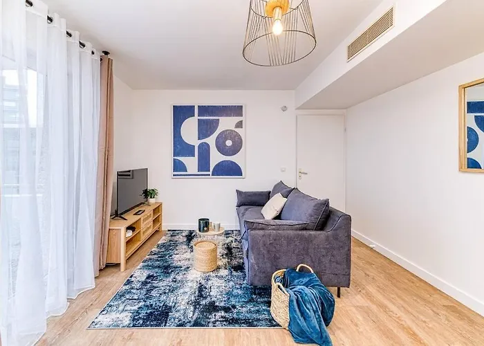 Quartier Gare, 2 Personnes, Wifi Fibre, Balcon *